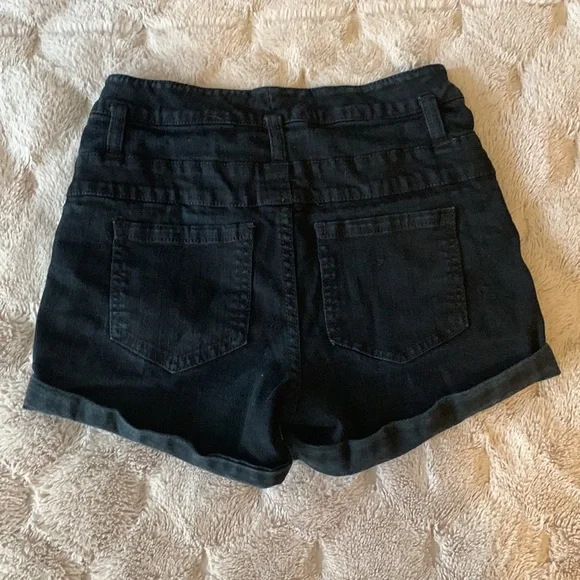 Mossimo black denim shorts size 2 - Picture 2 of 3